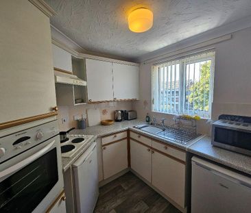 1 bedroom flat to rent - Photo 5