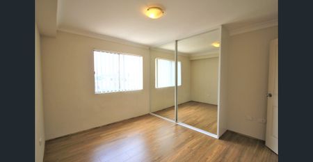 Exceptional apartment in a fantastic location. - Photo 4