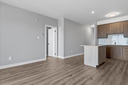 For Lease - 5002 King Street Unit# 209, Lincoln, Ontario - Photo 3
