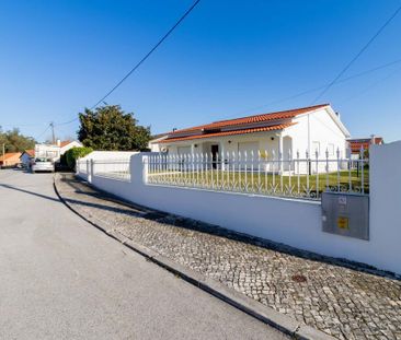 Marinha Grande, Leiria District - Photo 2