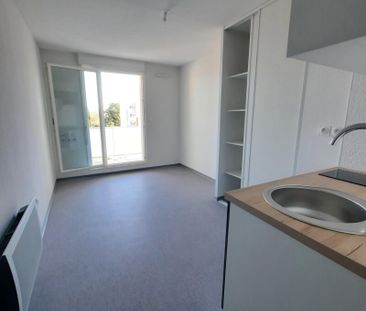 Location Appartement 1 pièce 18m² NIMES 30000 - Photo 3