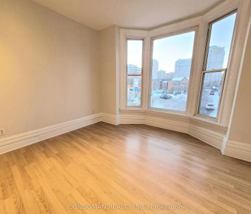 139 1/2 John Street S #4 - Photo 1