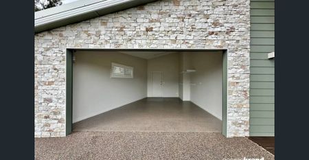 Luxury Living by the Water - Photo 5