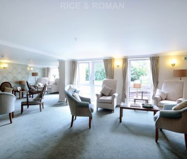 2 Bedroom Apartment, Gibson Court – Hinchley Wood - Photo 2