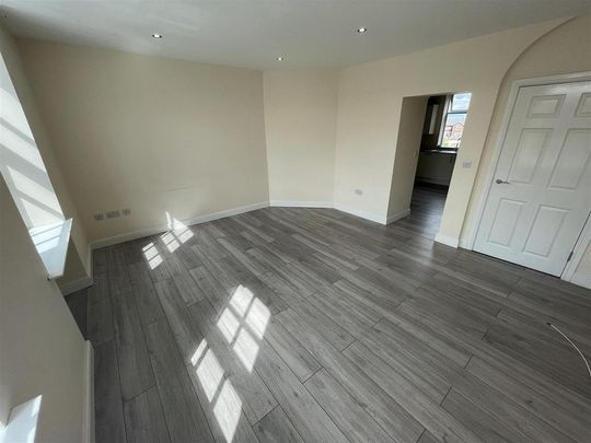 2 bedroom duplex to rent - Photo 1