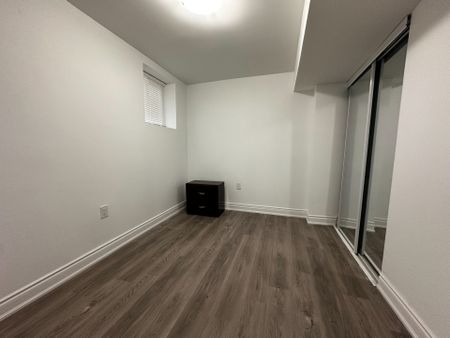 For Lease - 1198 Blueheron Boulevard Unit# Basment, Mississauga, Ontario - Photo 4