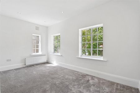 5 bedroom detached house to rent - Photo 3