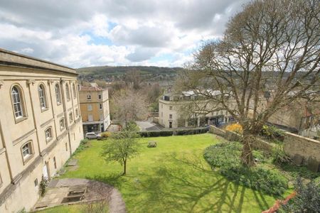 3 bedroom apartment to rent - Photo 3