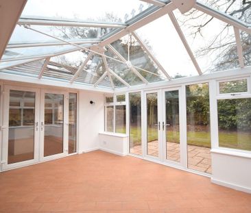 4 bedroom detached bungalow to rent - Photo 2