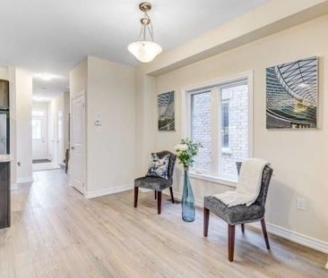 For Lease - 60 Crumlin Crescent, Brampton, Ontario - Photo 5