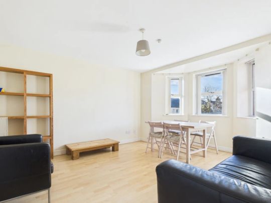 Flat 3, Belmont Church Mews,, 65 - Photo 1