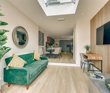 1 bedroom in a house share to rent - Photo 1