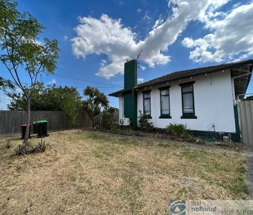 2 Menzies Avenue, Dandenong North - Photo 2