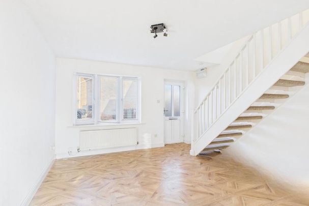 2 bedroom semi-detached house to rent - Photo 1