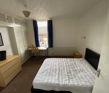 3 bedroom house to rent - Photo 2