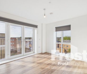 Bath Road, Slough,SL1 - Photo 1