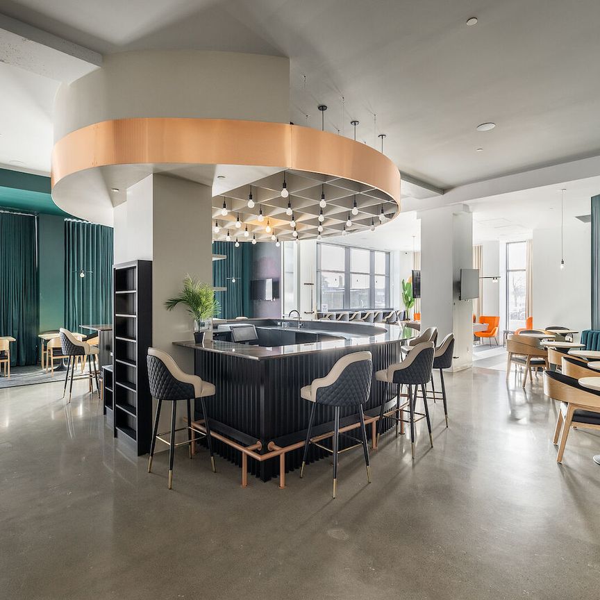 Luxo Place - Ottawa’s Ultimate Luxury Rental with Unmatched Amenities - Photo 1