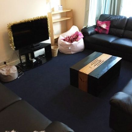 Large house 5 mins from Uni - Photo 1