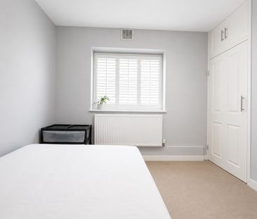 Room in a Shared Flat, Bruce House, W10 - Photo 2