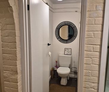 Room in a Shared House, Knepp Close, BN2 - Photo 4