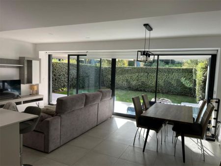 Piso de alquiler en Calle Camino del Reloj, 21, La Concha - Resina Golf - Photo 2