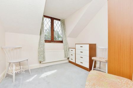 2 bedroom maisonette to rent - Photo 2