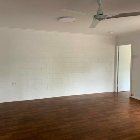 DUPLEX MINUTES FROM THE CITY - Photo 3