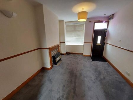 2 bedroom terraced house to rent - Photo 2