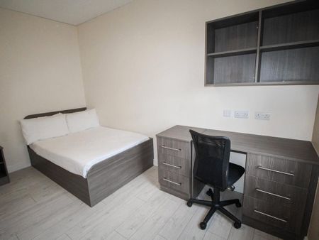 3 bedroom apartment to rent - Photo 5