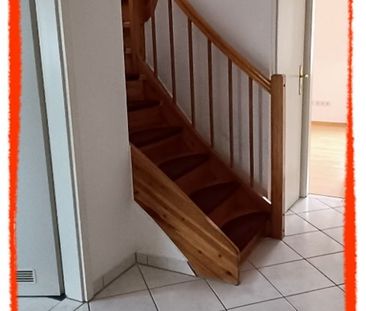 3-Zimmer-Dachwohnung über 2 Etagen in beliebter Wohnlage Zwickaus z... - Foto 1