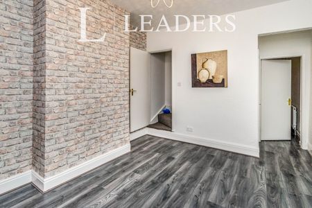 3 bedroom house to rent Ingram Road, Walsall, WS3 - Photo 2