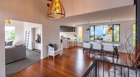 Million Dollar Views On The Hill! - Photo 2