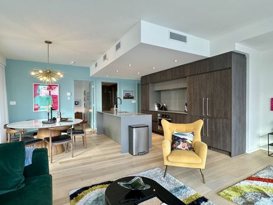 Condo de luxe de 2 chambres offert en location complètement meublé - Photo 1