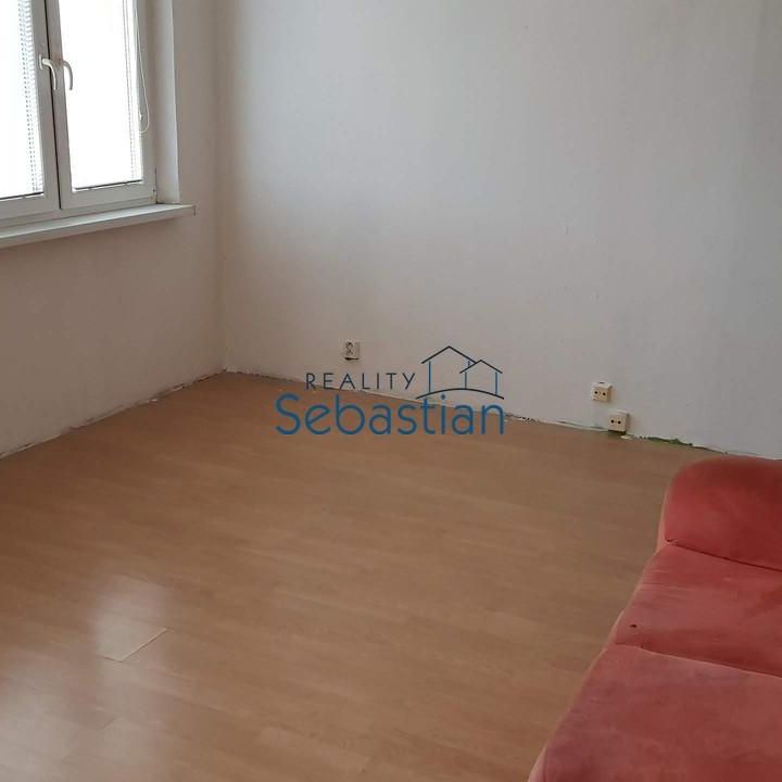 Pronájem bytu 1+kk 32 m2 - Photo 1