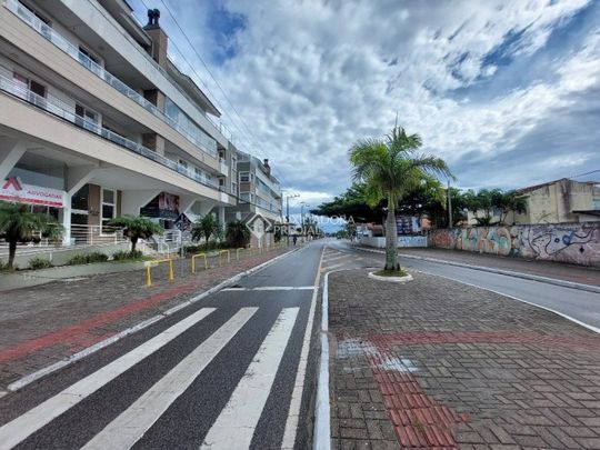 Apartamento com 2 quartos e 71m² para alugar em Campeche, Florianópolis. - Foto 1