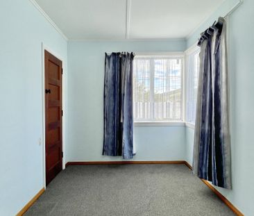 Spacious 3 Bedroom Corner House - Large Section - Photo 4