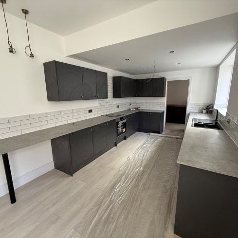Tyisha Road, Llanelli, SA14 - Photo 1