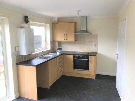 Longton Road, Kirk Sandall, Doncaster DN3 1PS - Photo 2