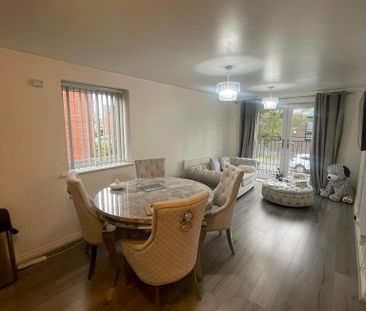 2 bedroom apartment to rent - Photo 2