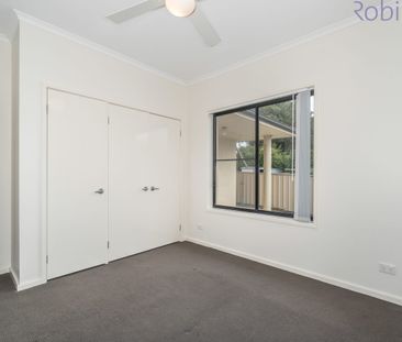 Great family home with air conditioned living space and large bedro... - Photo 3