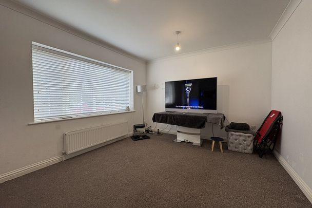 Holly Close, Manea, March - Photo 1