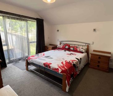 ONE BEDROOM, TURITEA LIEFESTYLE, FULLY FURNISHED - Photo 2