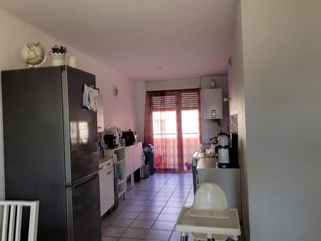 Location Appartement 3 pièces 73m² VALENCE 26000 - Photo 3