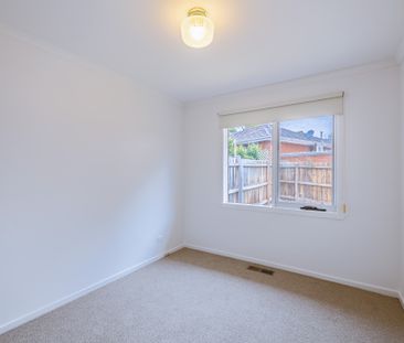 2/13 Wilson Street, Murrumbeena VIC 3163 - Apartment For Rent | Domain - Photo 1