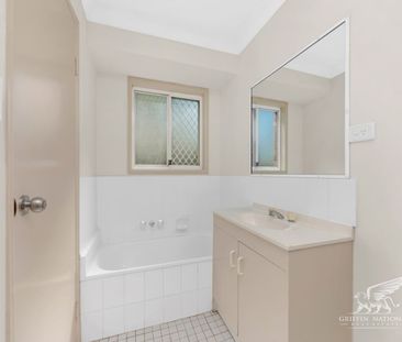 15 Trilby Street, Morayfield, Qld 4506 - Photo 4