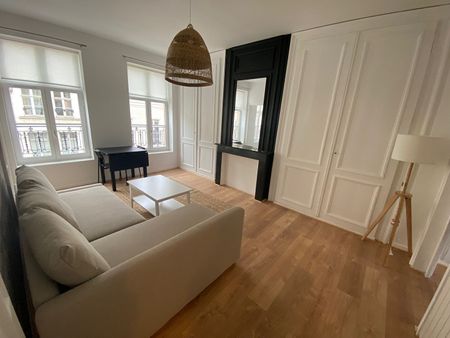 T2 MEUBLÉ de 43.58 m², rue d’Angleterre, VIEUX LILLE réf 794-1 - Photo 2