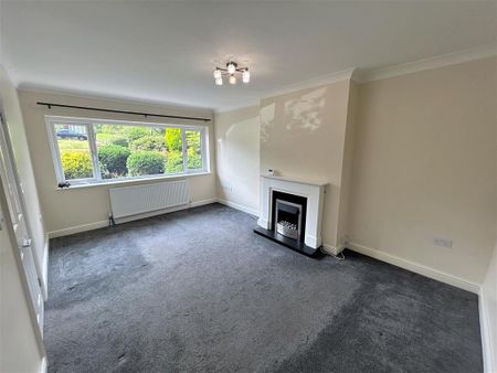 3 bedroom detached house to rent - Photo 2