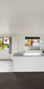 Private, Practical and Ready to Move In! Pukehangi - Photo 3