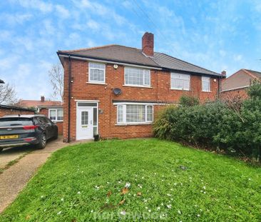 3 bedroom semi-detached house to rent - Photo 2