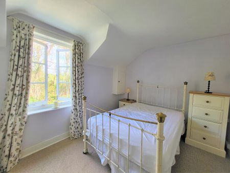 3 bedroom terraced house to rent - Photo 5